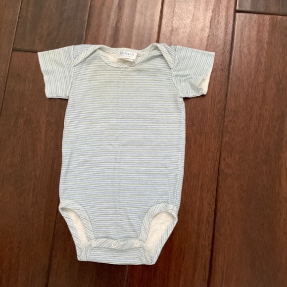 Lot of 6 Baby Boy Clothing size 0-3 - Picture 10 of 14